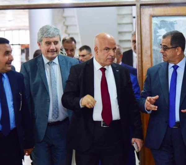 لجنة عمداء البصرة1